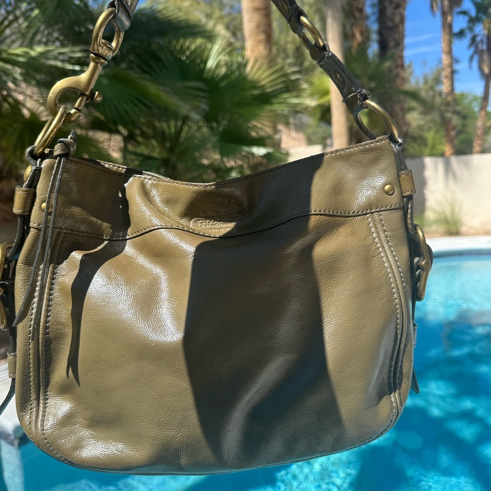 Coach Zoe Hobo Olive Green Patent Leather - Picture 2 of 14